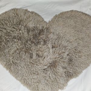 Cozy Heart-Shaped Faux Fur Pillow - Brown